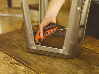 Svitavvita BLACK&DECKER CS 36 BST-QW 3.6V batteria a Litio 1.5AH + accessori